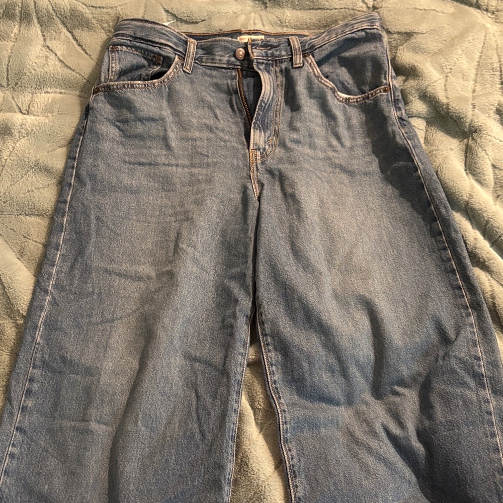 NWOT Levi's Blue Denim High-Waist Cinch Baggy Jeans